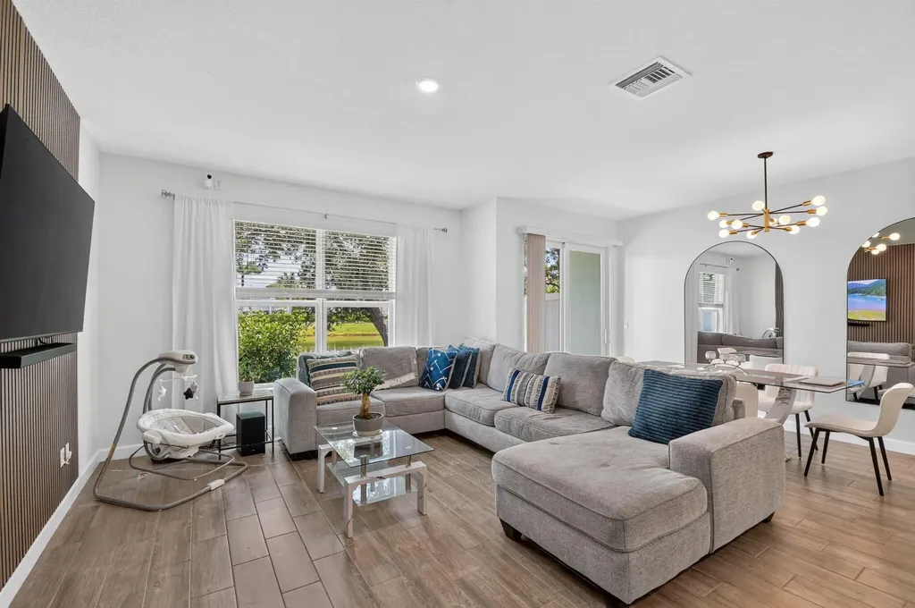 4336 Pond Lily Lane Lake Worth FL 33467