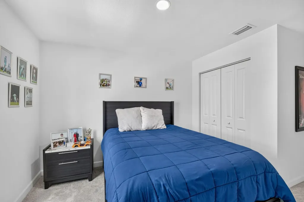 4336 Pond Lily Lane Lake Worth FL 33467