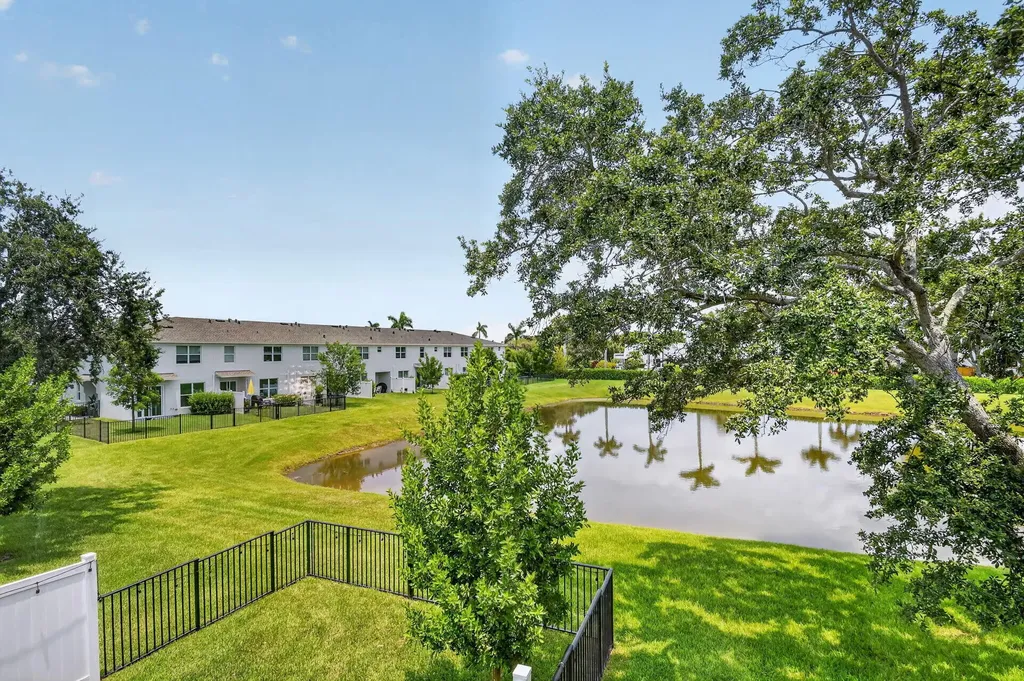4336 Pond Lily Lane Lake Worth FL 33467