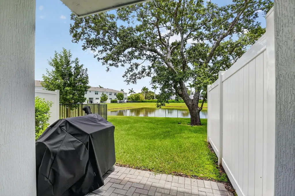 4336 Pond Lily Lane Lake Worth FL 33467