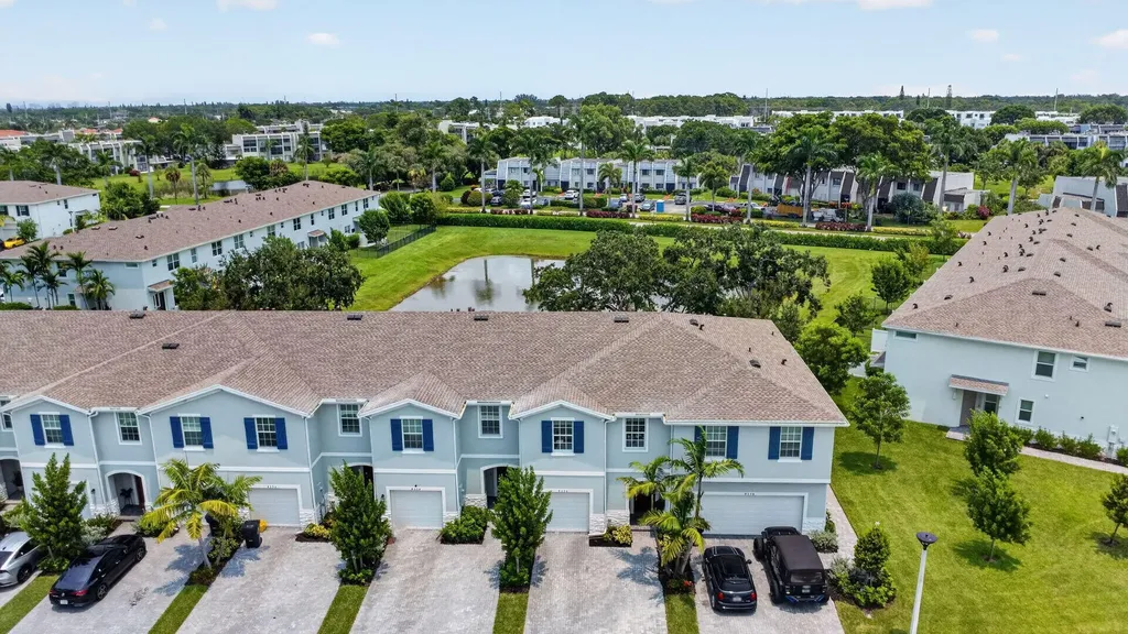 4336 Pond Lily Lane Lake Worth FL 33467