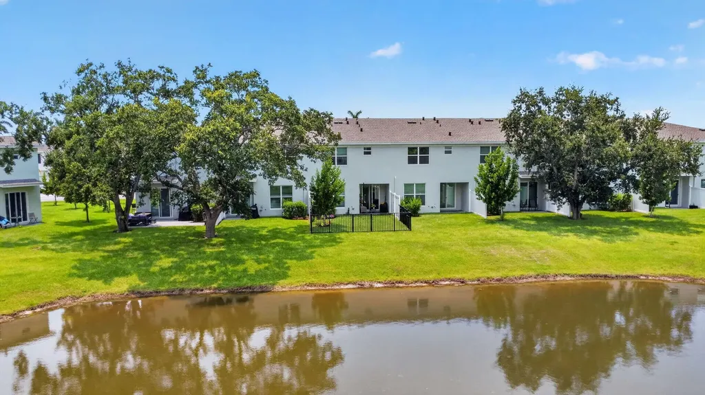 4336 Pond Lily Lane Lake Worth FL 33467