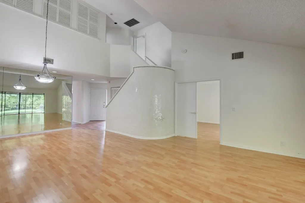 8644 Eagle Run Drive Boca Raton FL 33434
