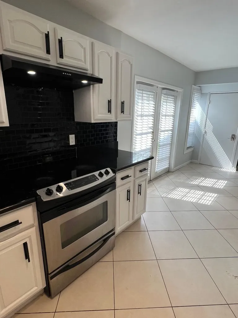 2417 Sundy Avenue Delray Beach FL 33444