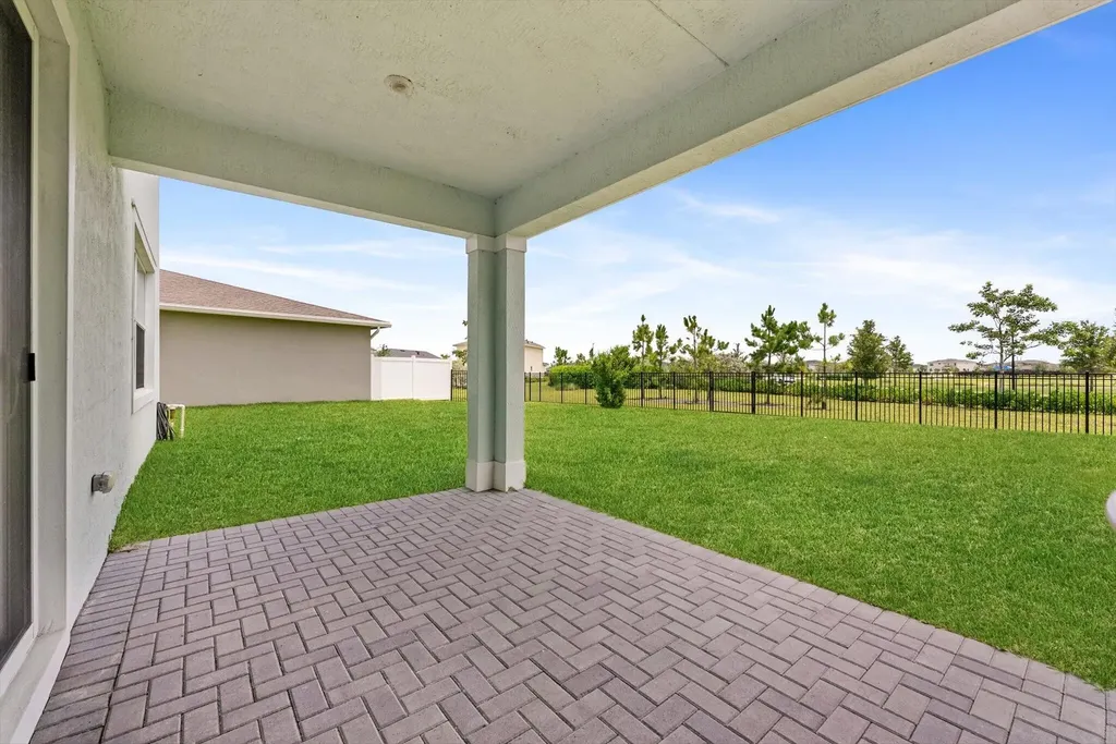 1814 Wandering Willow Way The Acreage FL 33470