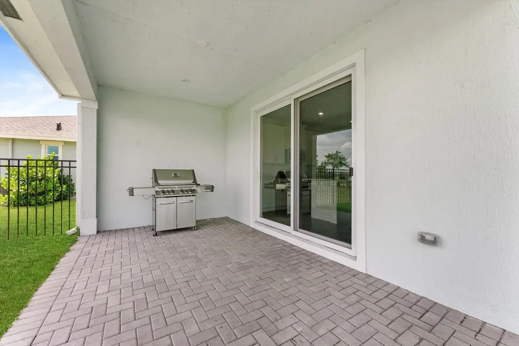 1814 Wandering Willow Way The Acreage FL 33470