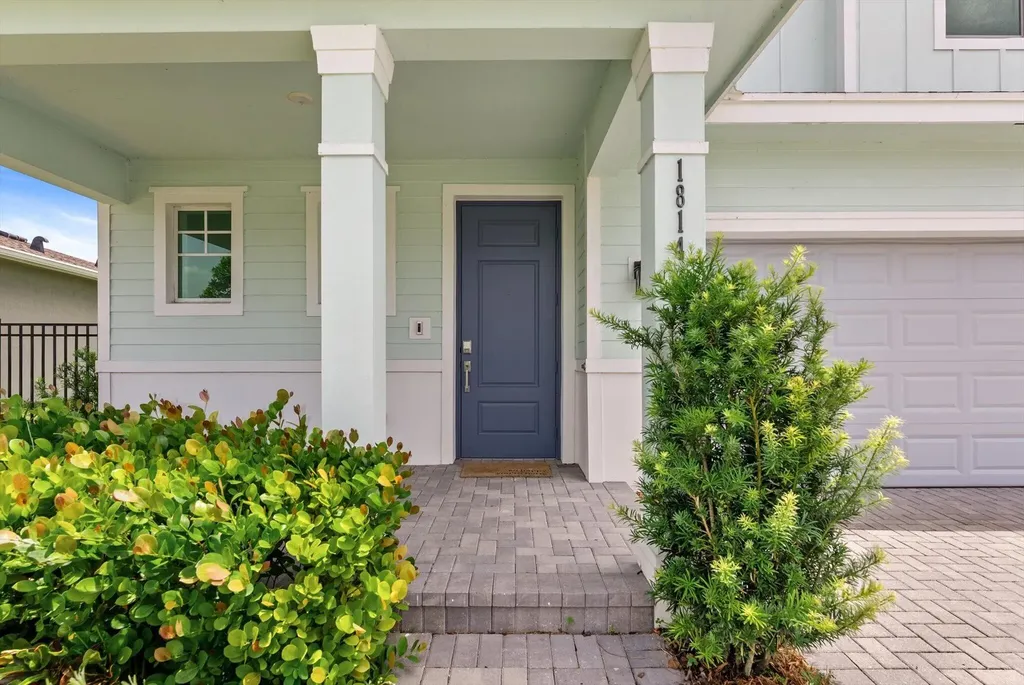 1814 Wandering Willow Way The Acreage FL 33470
