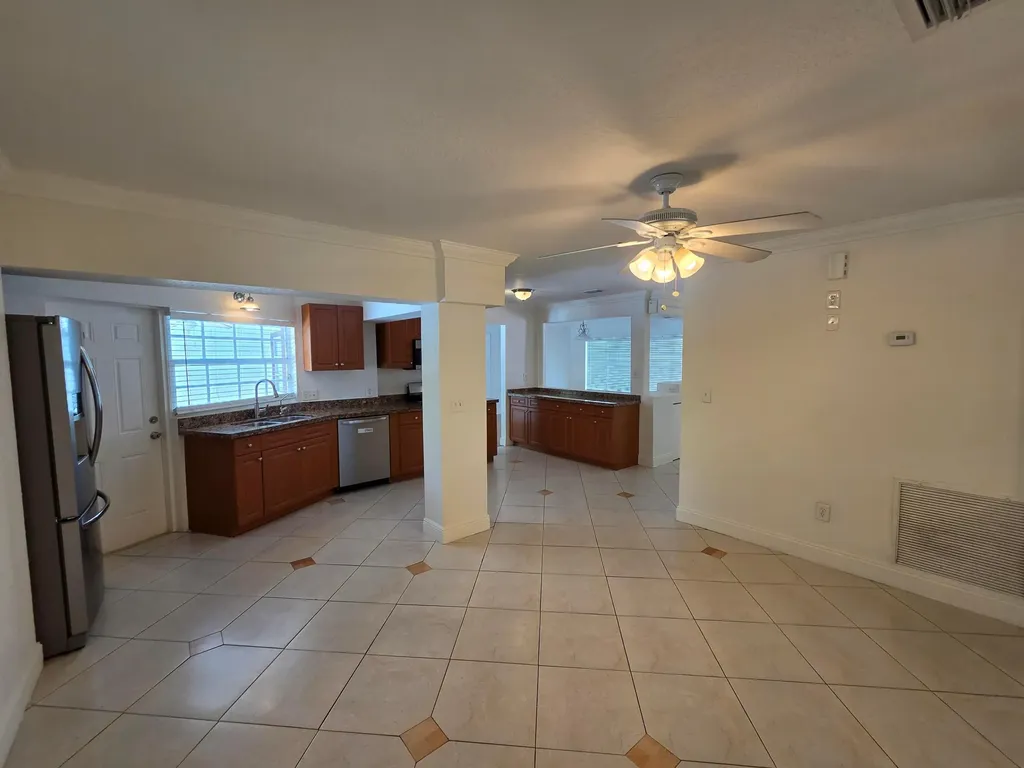 4911 Ataman Boca Raton FL 33428