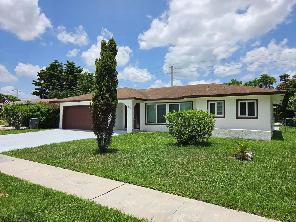 4911 Ataman Boca Raton FL 33428