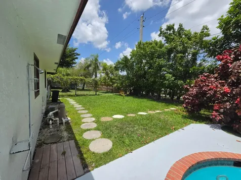 4911 Ataman Boca Raton FL 33428