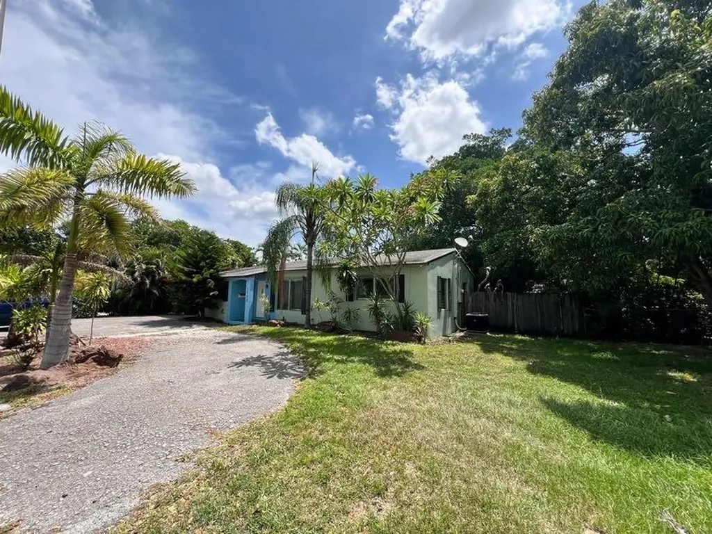 1732 NE 15th Avenue Fort Lauderdale FL 33305
