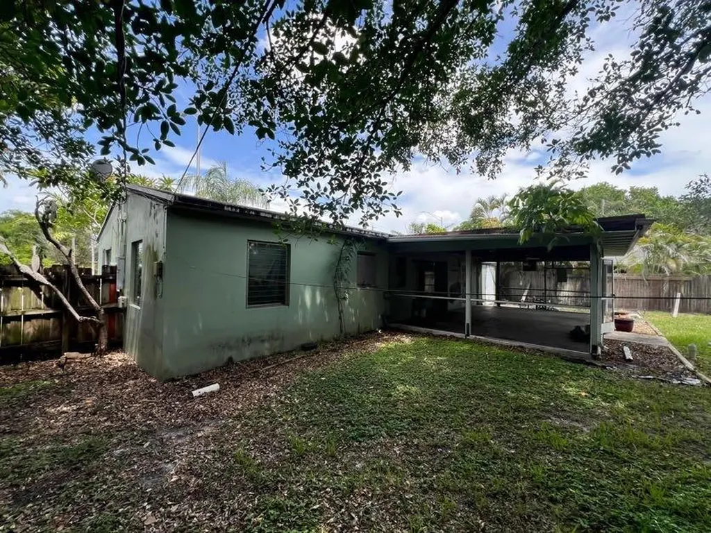 1732 NE 15th Avenue Fort Lauderdale FL 33305