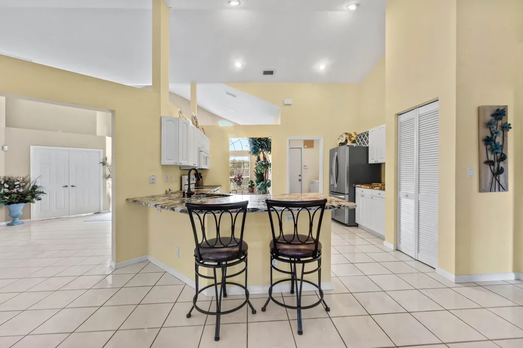 157 Monterey Way Royal Palm Beach FL 33411
