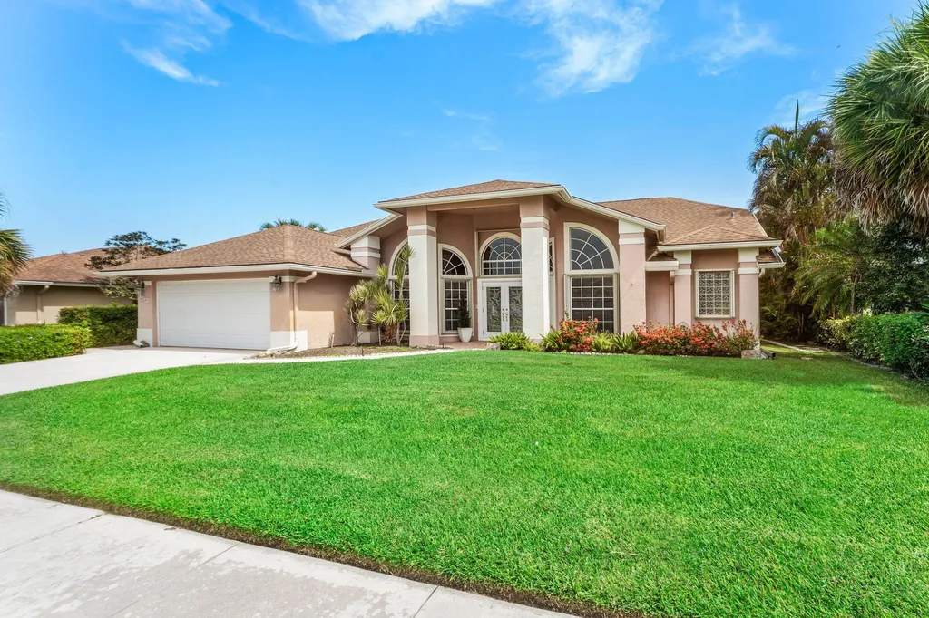 157 Monterey Way Royal Palm Beach FL 33411