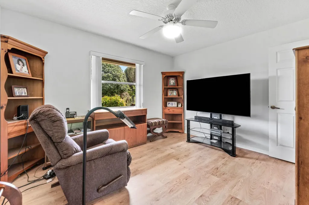 157 Monterey Way Royal Palm Beach FL 33411