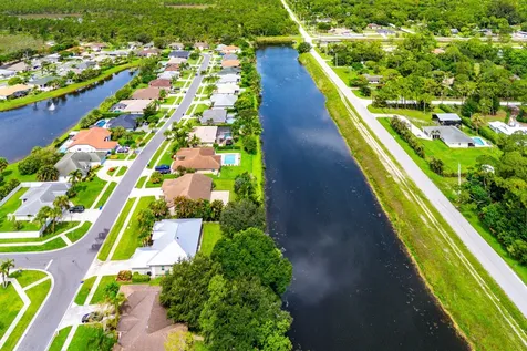 157 Monterey Way Royal Palm Beach FL 33411