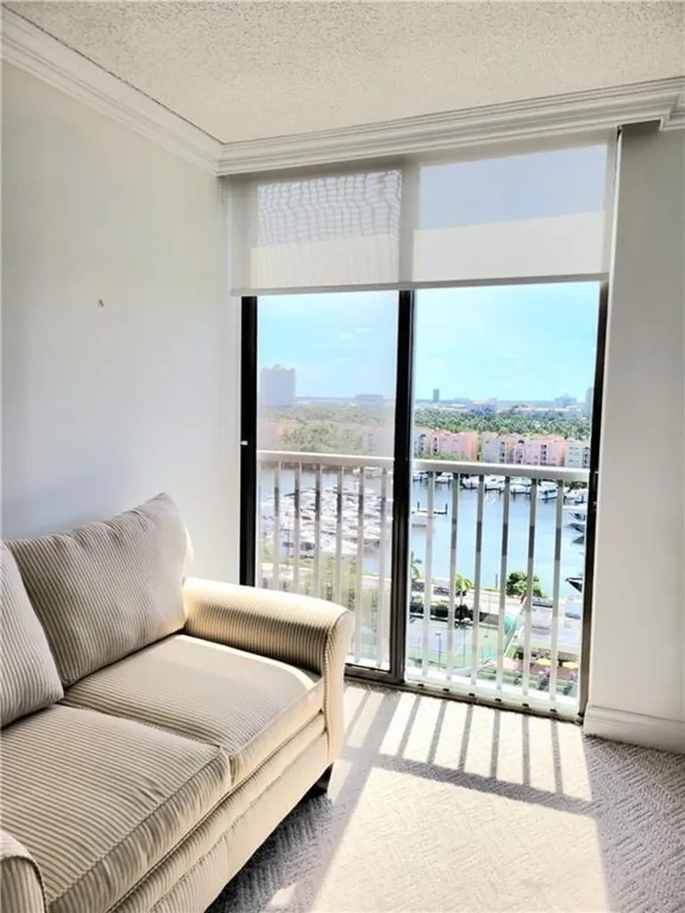 19707 Turnberry Way Aventura FL 33180