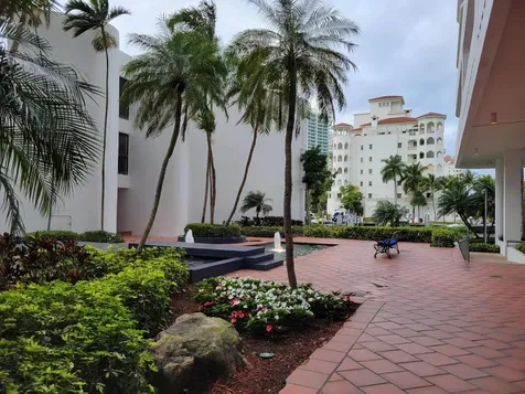 19707 Turnberry Way Aventura FL 33180
