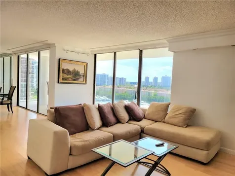 19707 Turnberry Way Aventura FL 33180