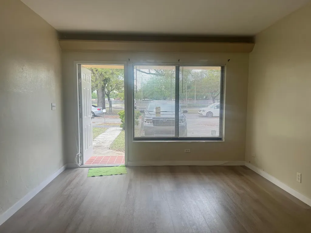 2360 NW 98th Street Miami FL 33147