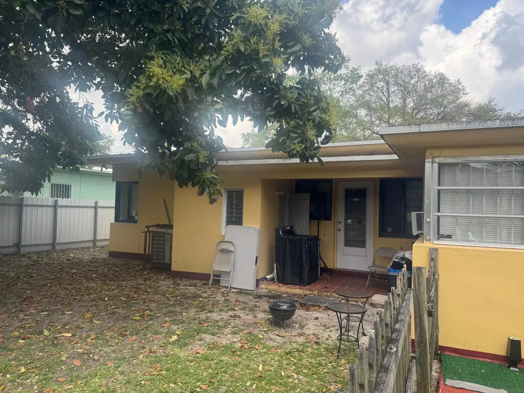 2360 NW 98th Street Miami FL 33147