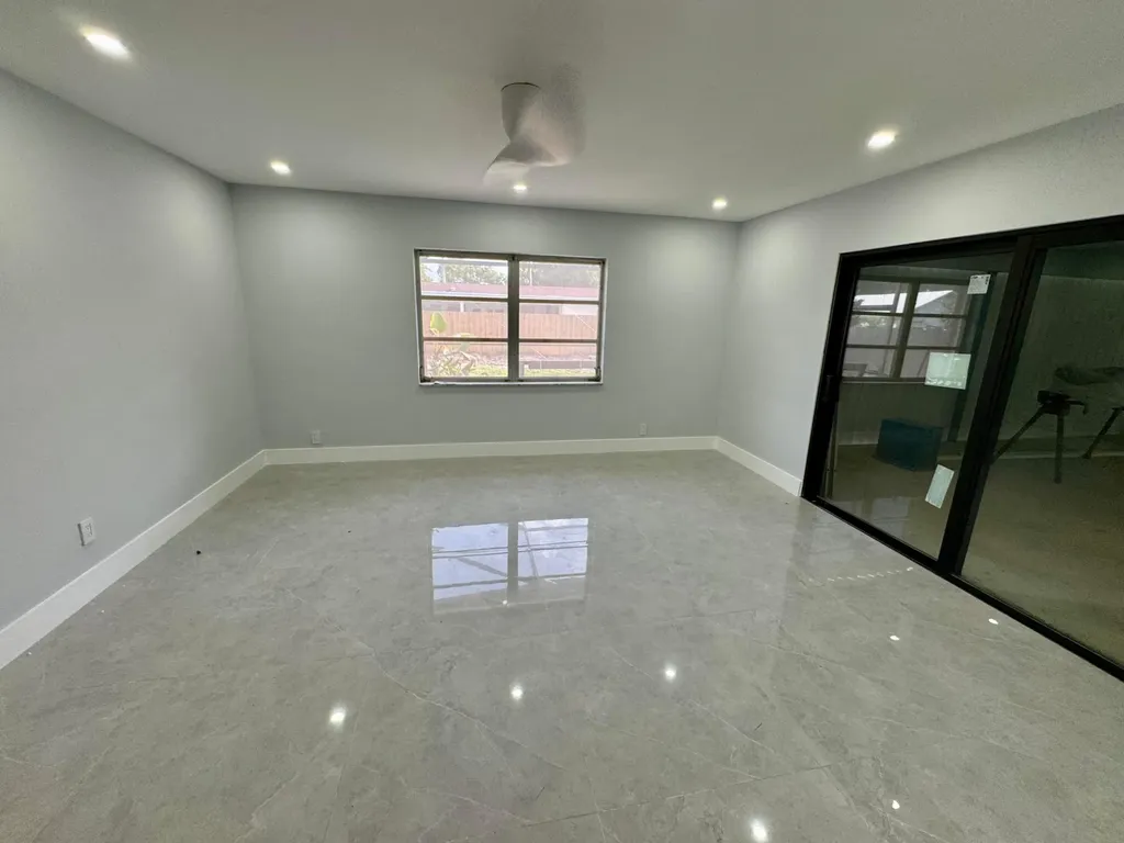 7441 SW 19th Street Plantation FL 33317