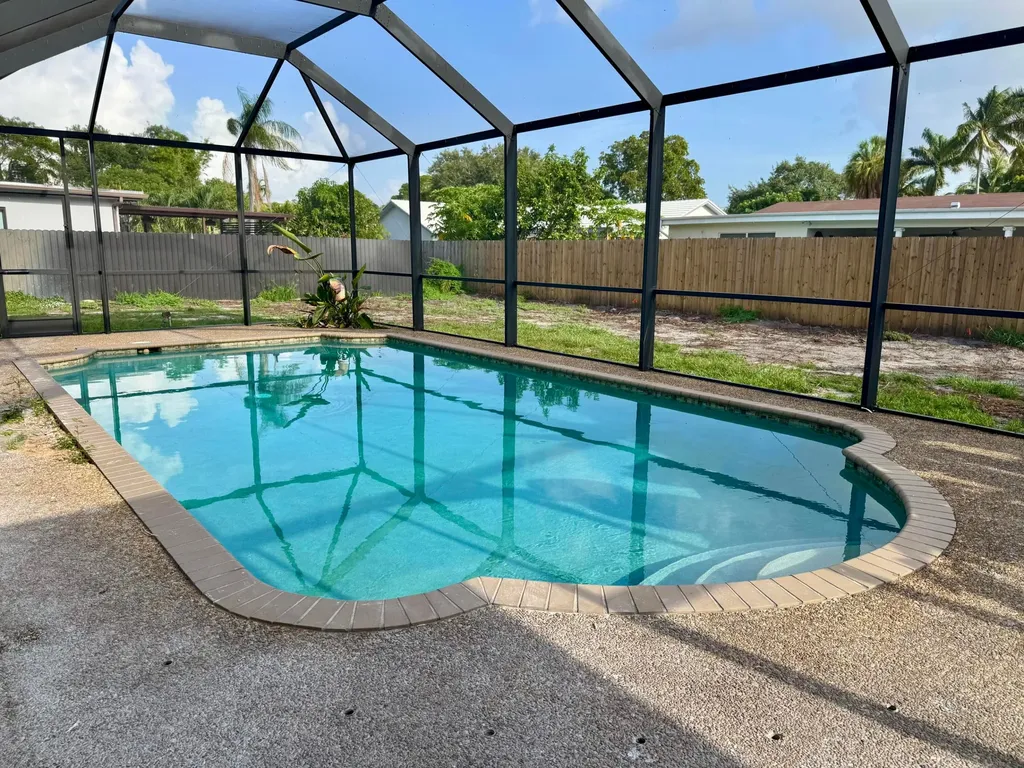7441 SW 19th Street Plantation FL 33317