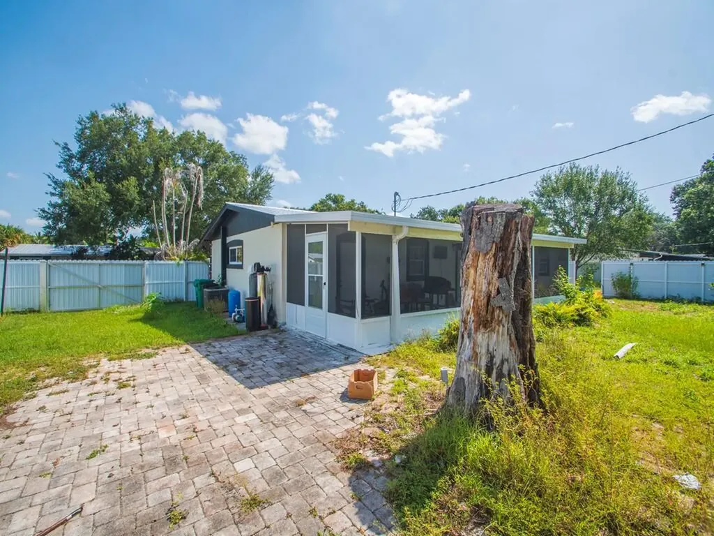 355 Johnston Street Fort Pierce FL 34982