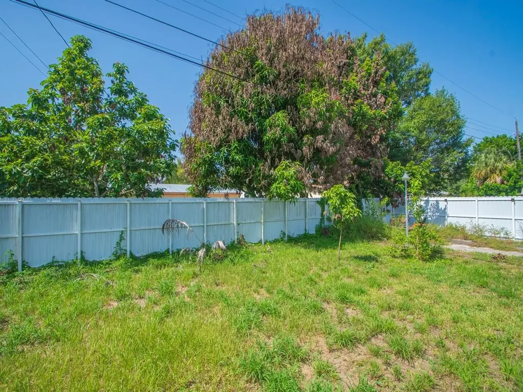 355 Johnston Street Fort Pierce FL 34982