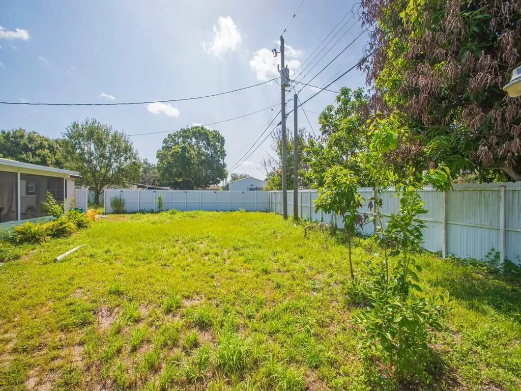 355 Johnston Street Fort Pierce FL 34982