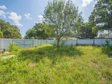 355 Johnston Street Fort Pierce FL 34982