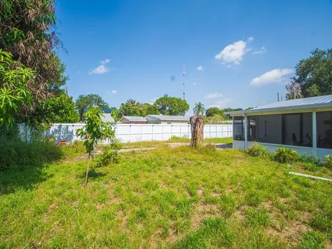 355 Johnston Street Fort Pierce FL 34982