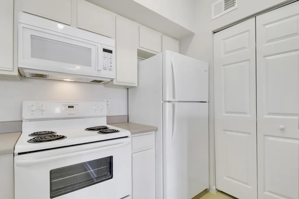 121 SW Palm Drive Port St Lucie FL 34986