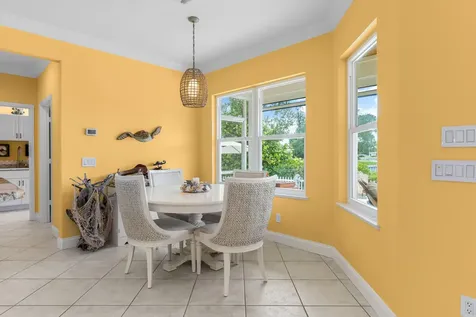 2165 6th Court SE Vero Beach FL 32962