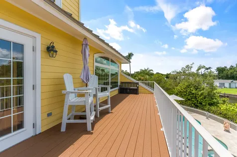 2165 6th Court SE Vero Beach FL 32962