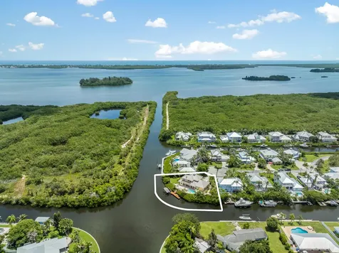 2165 6th Court SE Vero Beach FL 32962
