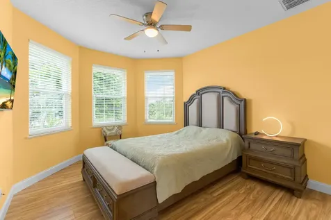 2165 6th Court SE Vero Beach FL 32962