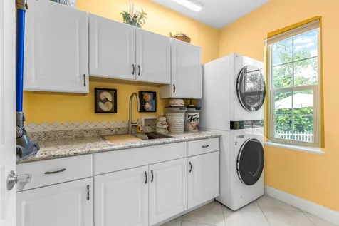 2165 6th Court SE Vero Beach FL 32962