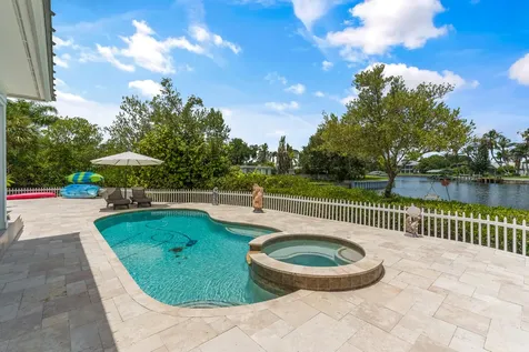 2165 6th Court SE Vero Beach FL 32962