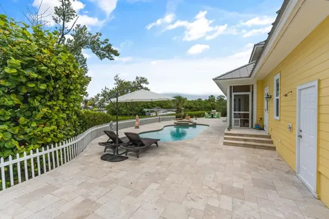 2165 6th Court SE Vero Beach FL 32962