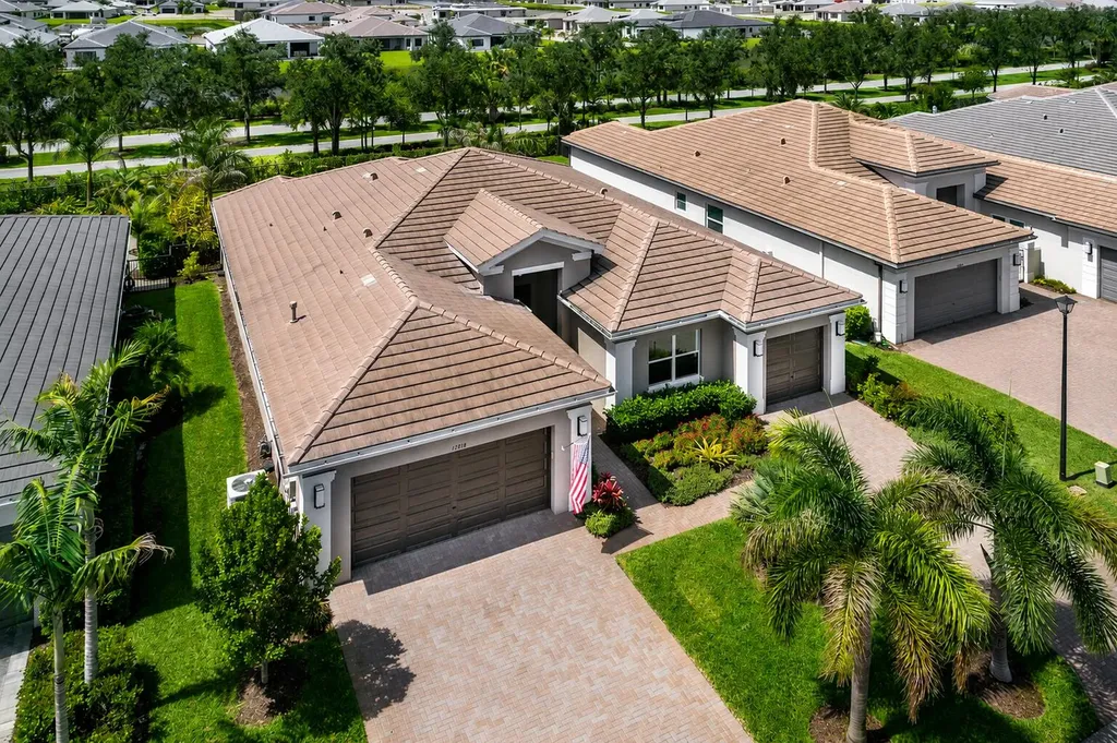 12818 SW Sea Goddess Lane Port St Lucie FL 34987