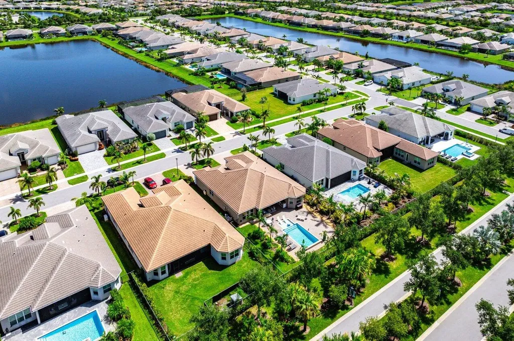12818 SW Sea Goddess Lane Port St Lucie FL 34987