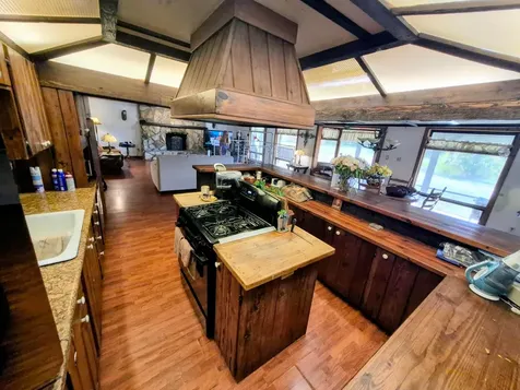 70 Tin House Cove Road Lorida FL 33857
