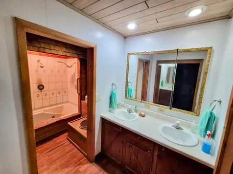 70 Tin House Cove Road Lorida FL 33857