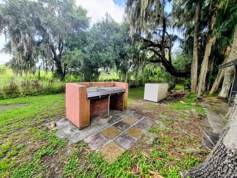 70 Tin House Cove Road Lorida FL 33857