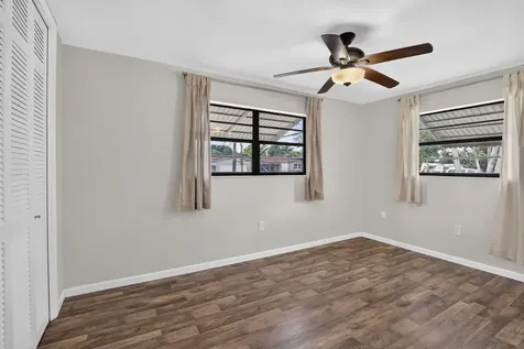 8968 SW 52nd Place Cooper City FL 33328