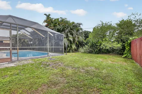 8968 SW 52nd Place Cooper City FL 33328