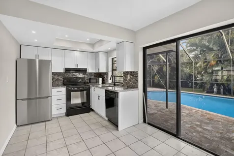 8968 SW 52nd Place Cooper City FL 33328