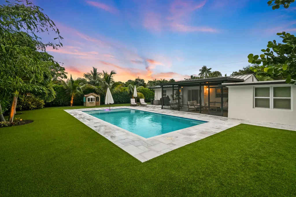 2427 Country Oaks Lane Palm Beach Gardens FL 33410