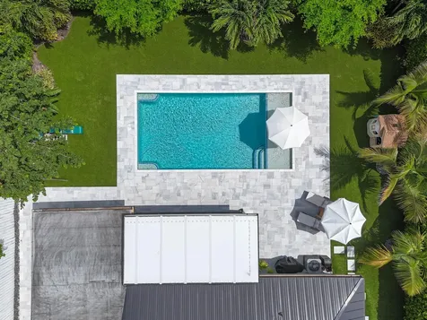 2427 Country Oaks Lane Palm Beach Gardens FL 33410